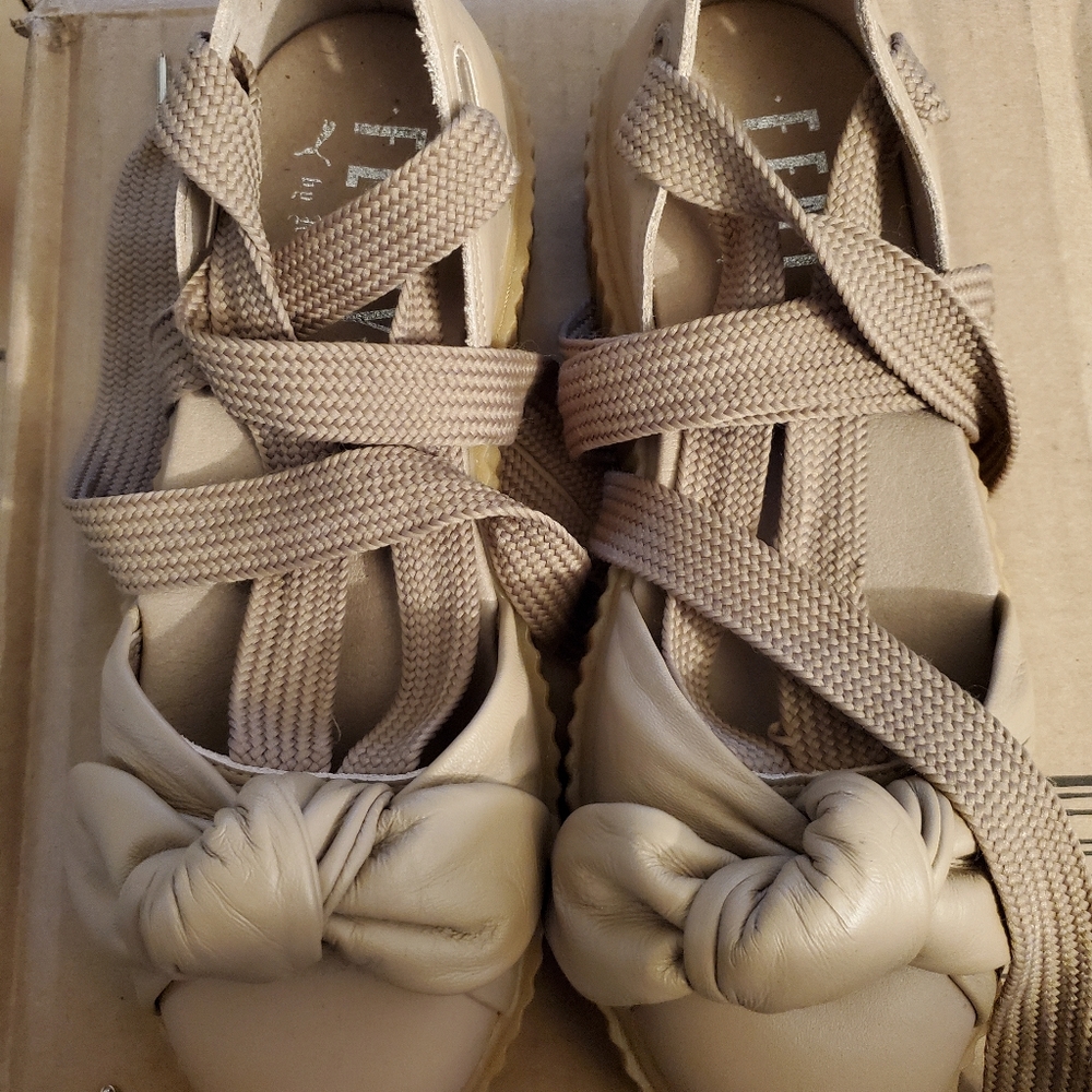 Puma cream color size 8